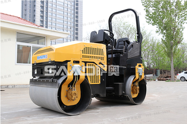 春季道路施工有關(guān)壓路機(jī)保養(yǎng)，專家來劃重點(diǎn)啦！