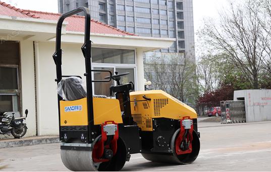想要開好小型壓路機，常識要了解